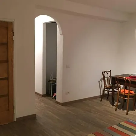 Appartement Aubert 64 *